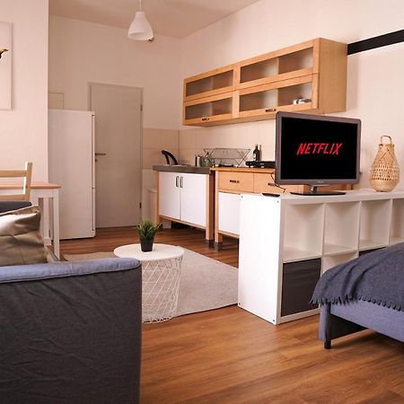 Fullhouse - Halle - T28 - Panda Apartment Eksteriør billede
