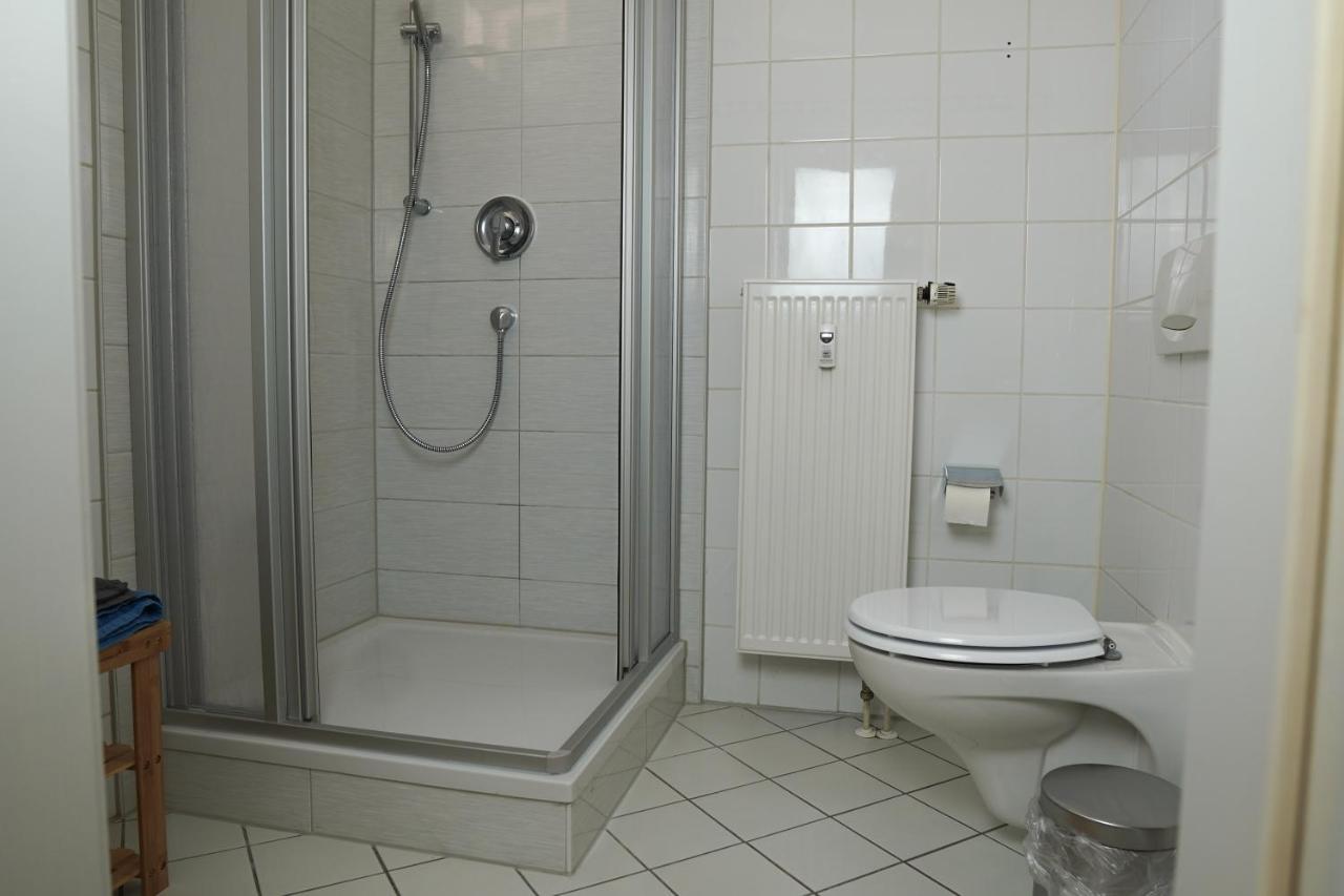 Fullhouse - Halle - T28 - Panda Apartment Eksteriør billede